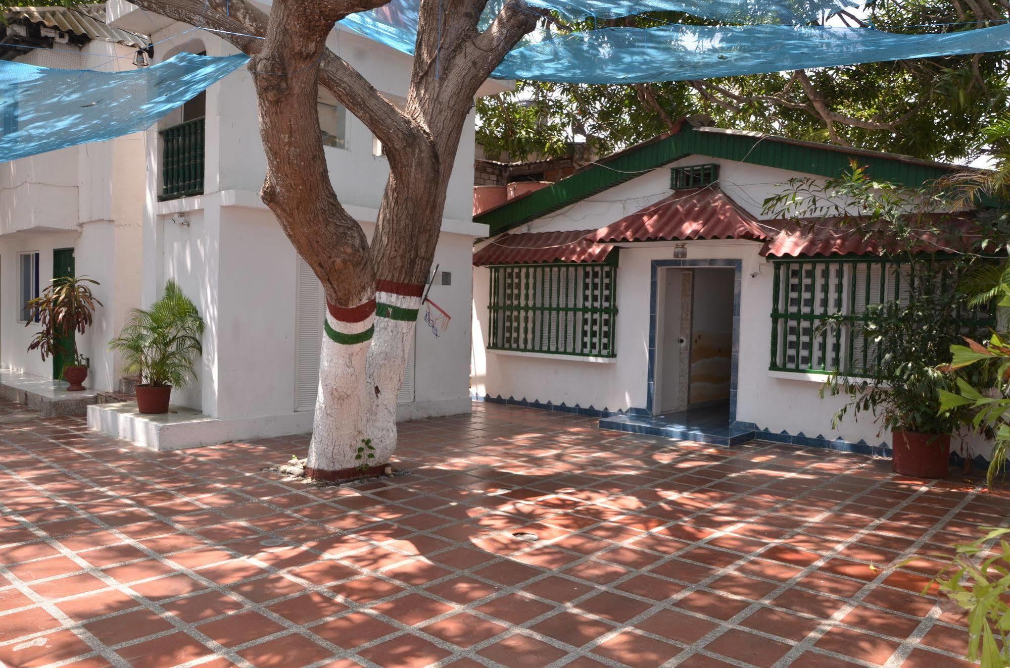 Hotel Vargas Airport Cartagena المظهر الخارجي الصورة