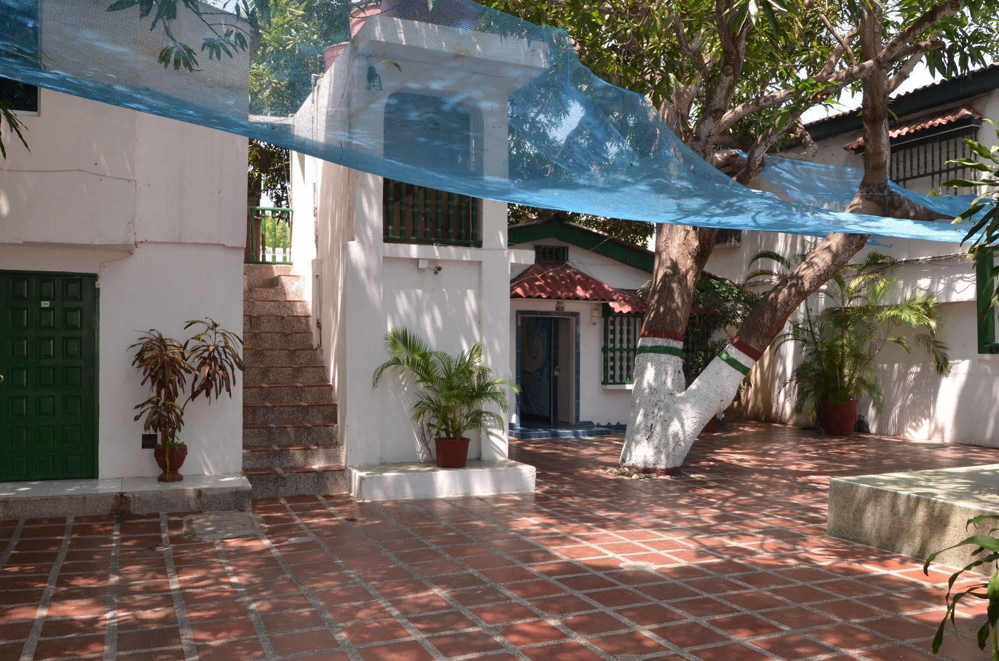 Hotel Vargas Airport Cartagena المظهر الخارجي الصورة