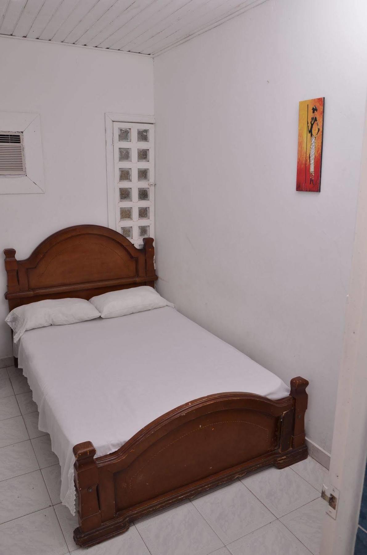 Hotel Vargas Airport Cartagena المظهر الخارجي الصورة