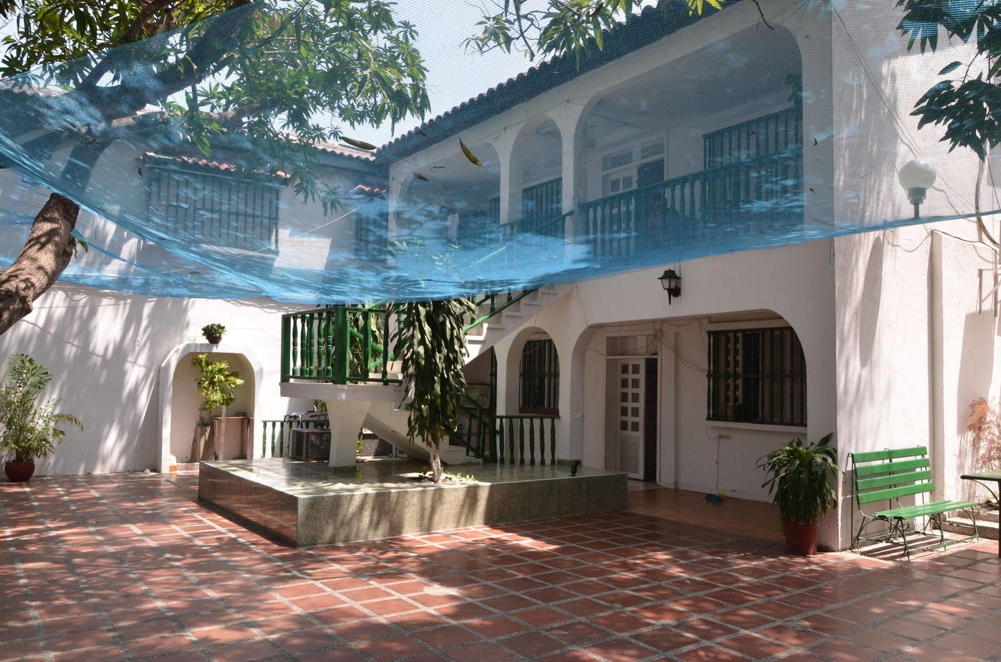 Hotel Vargas Airport Cartagena المظهر الخارجي الصورة